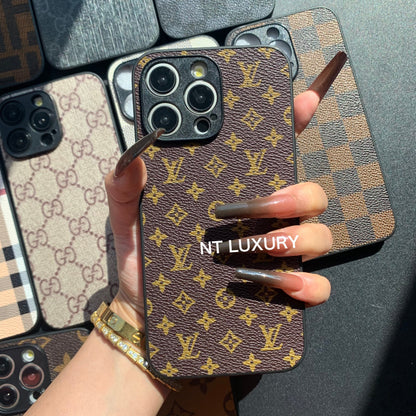 Coque de téléphone classique avec protection d'appareil photo (Petit Amour)