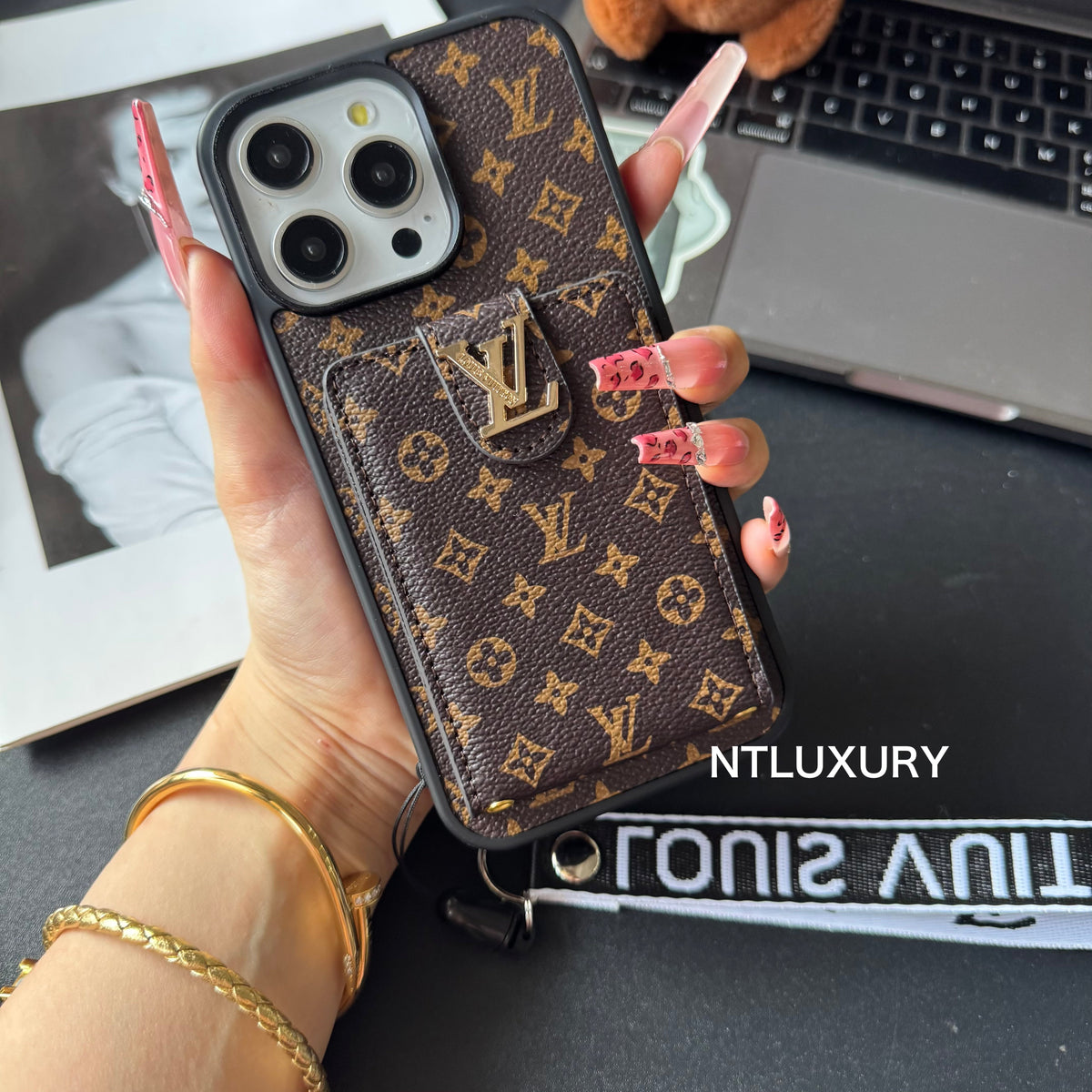 Traditional Love Phone Case with Card Purse & Stripe