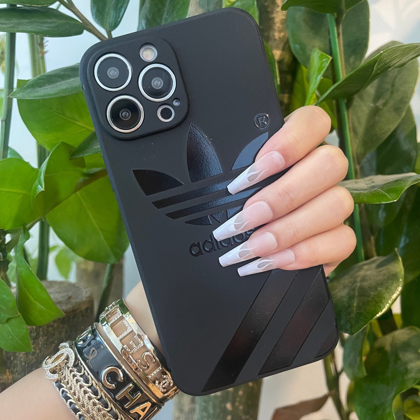 Schwarze trendige Handyhülle (Blatt)
