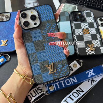 Only Love Design iPhone Hülle mit Riemen