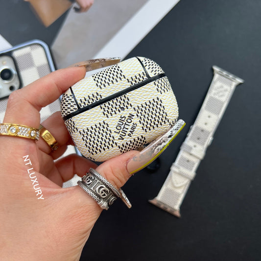 Traditional Touch Airpods Case (White)