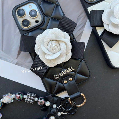 Coque de téléphone fille "Flower Deco" avec chaîne