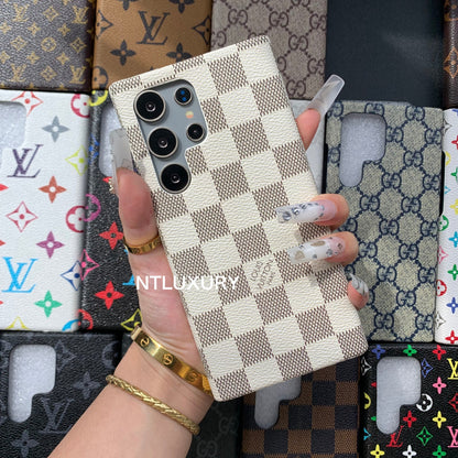 Traditionelle Liebe Samsung Hülle (weiß vergittert)