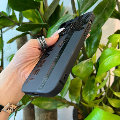 Coque de téléphone noire tendance ( Cadeau C )
