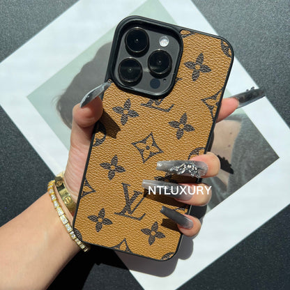 Traditional Love Phone Case (Yellow)