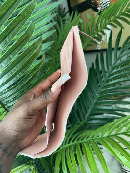 Geldbörse mit kurzem braun-rosa Blumenlogo *kommt mit Box*