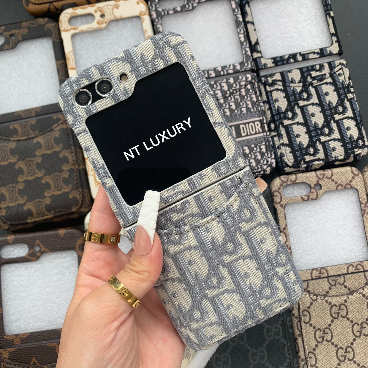 Vintage Floral Case For Z-Flip Series with Pocket (White Dove)