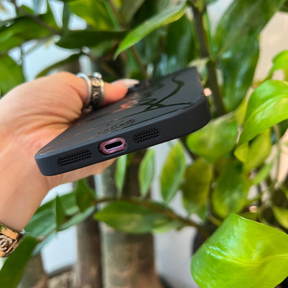 Coque de téléphone noire tendance (LBT)