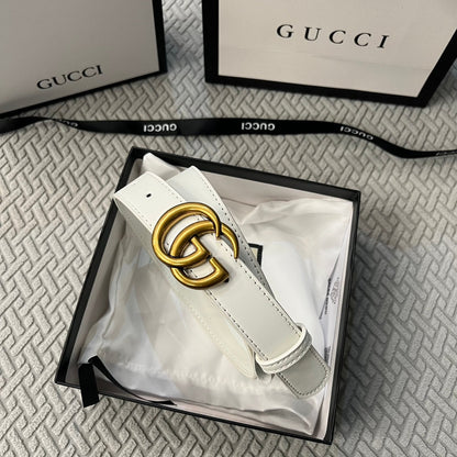 Damen-Gürtel mit goldenem Metall-Logo