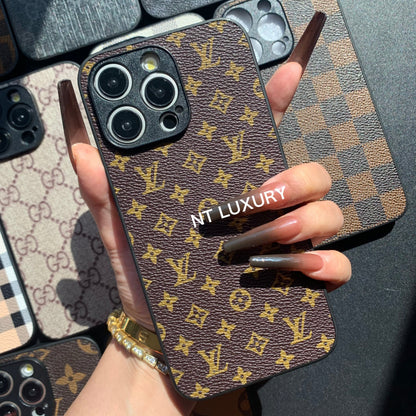 Coque de téléphone classique avec protection d'appareil photo (Petit Amour)