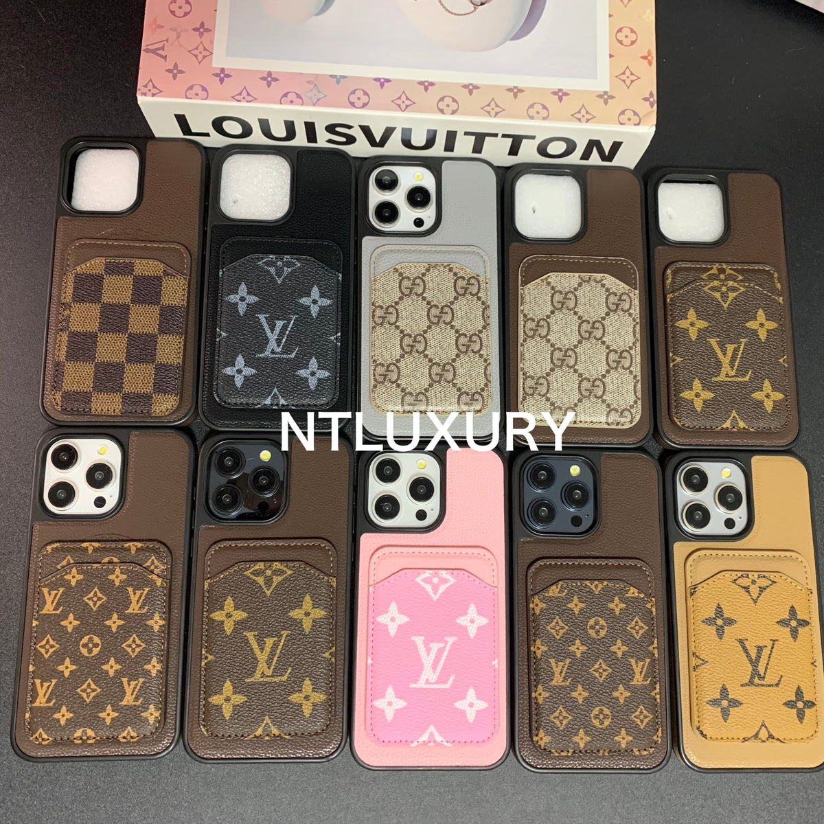 Coque de téléphone à motifs en treillis marron avec porte-cartes MagSafe
