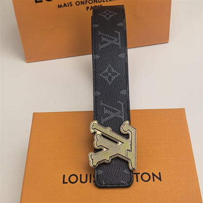 Horizontal Textured Buckle Belt (Black Pattern)