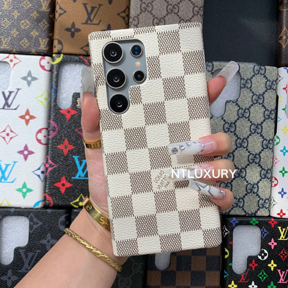 Traditionelle Liebe Samsung Hülle (weiß vergittert)