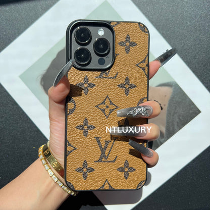 Traditional Love Phone Case (Yellow)