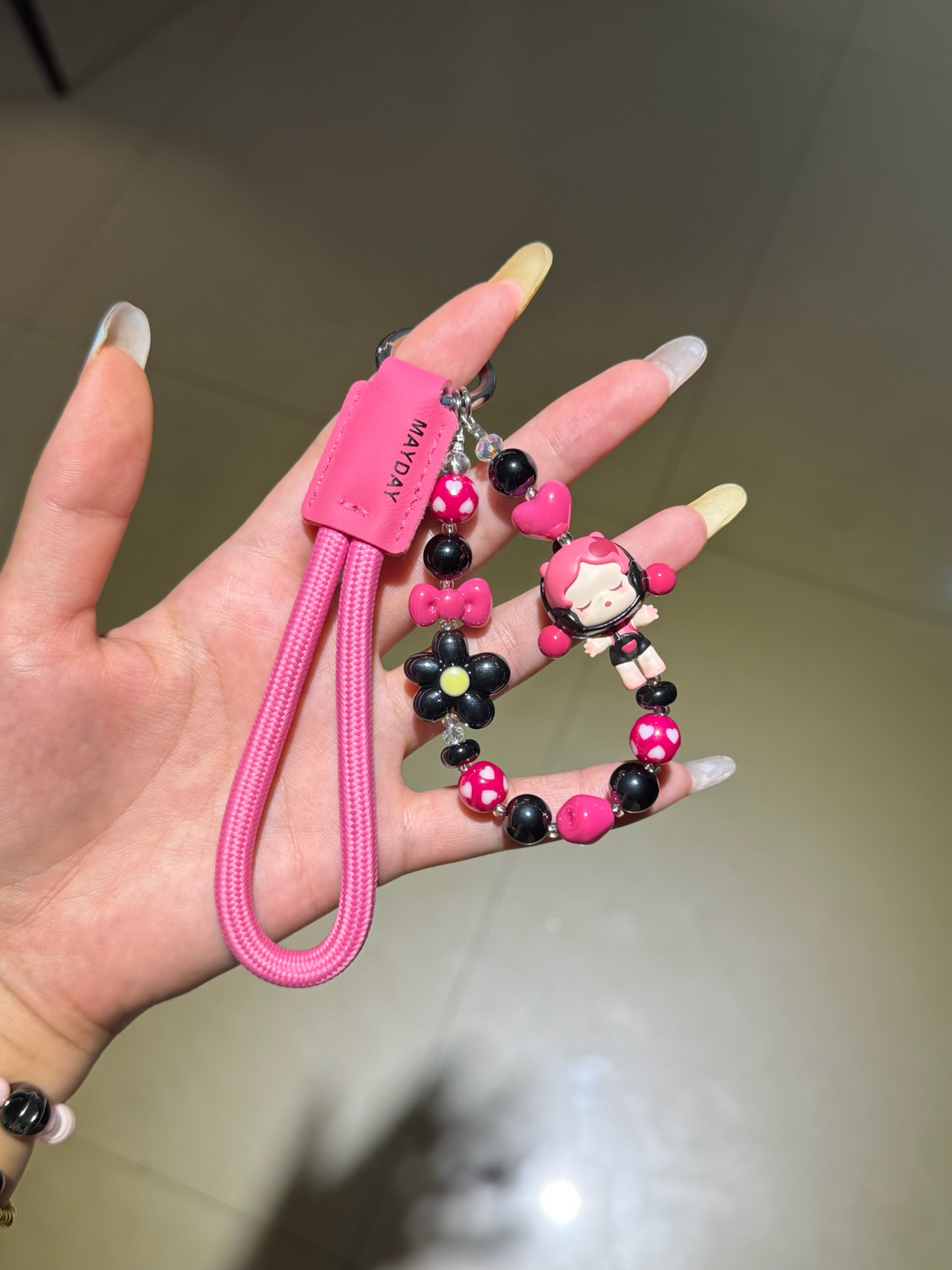 Zufällige Handykette für jedes Handy