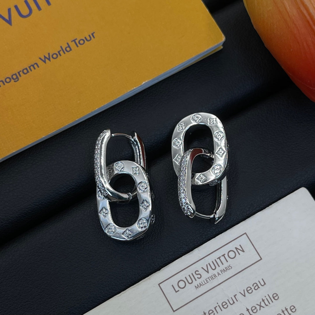 Love Chain Earrings