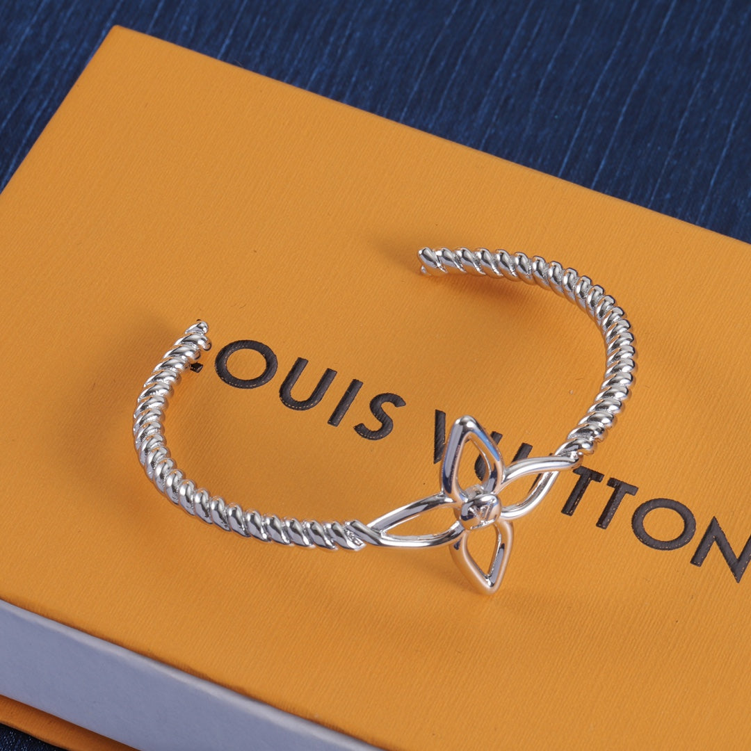 Love Bracelet