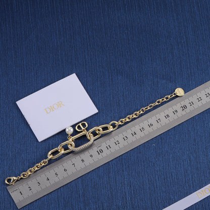 Ensemble de 3 boucles d'oreilles, bracelet et collier Colombe chaînette