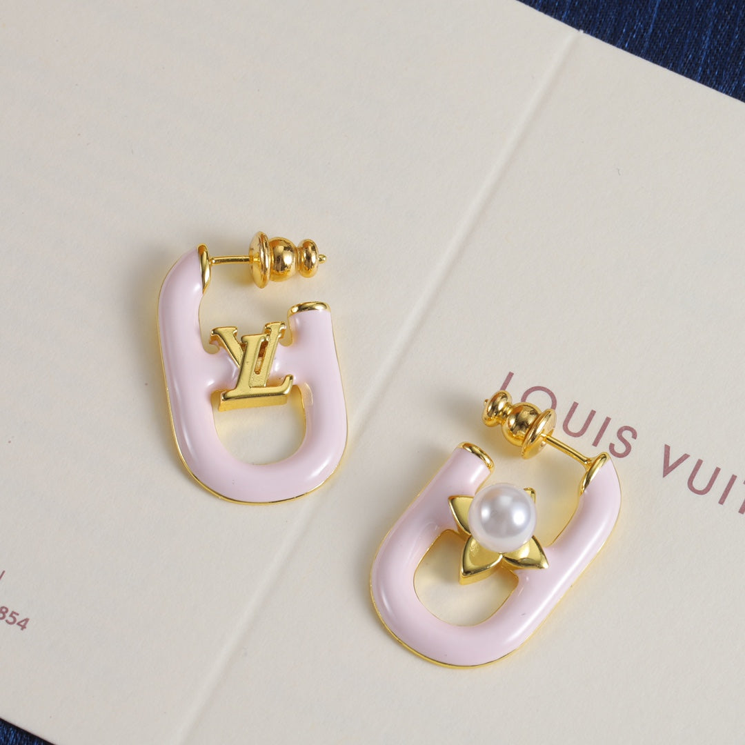 Sweet Love Design Earrings