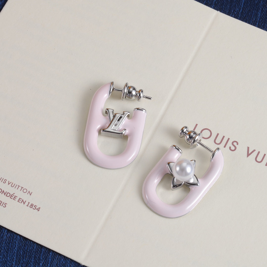 Sweet Love Design Earrings