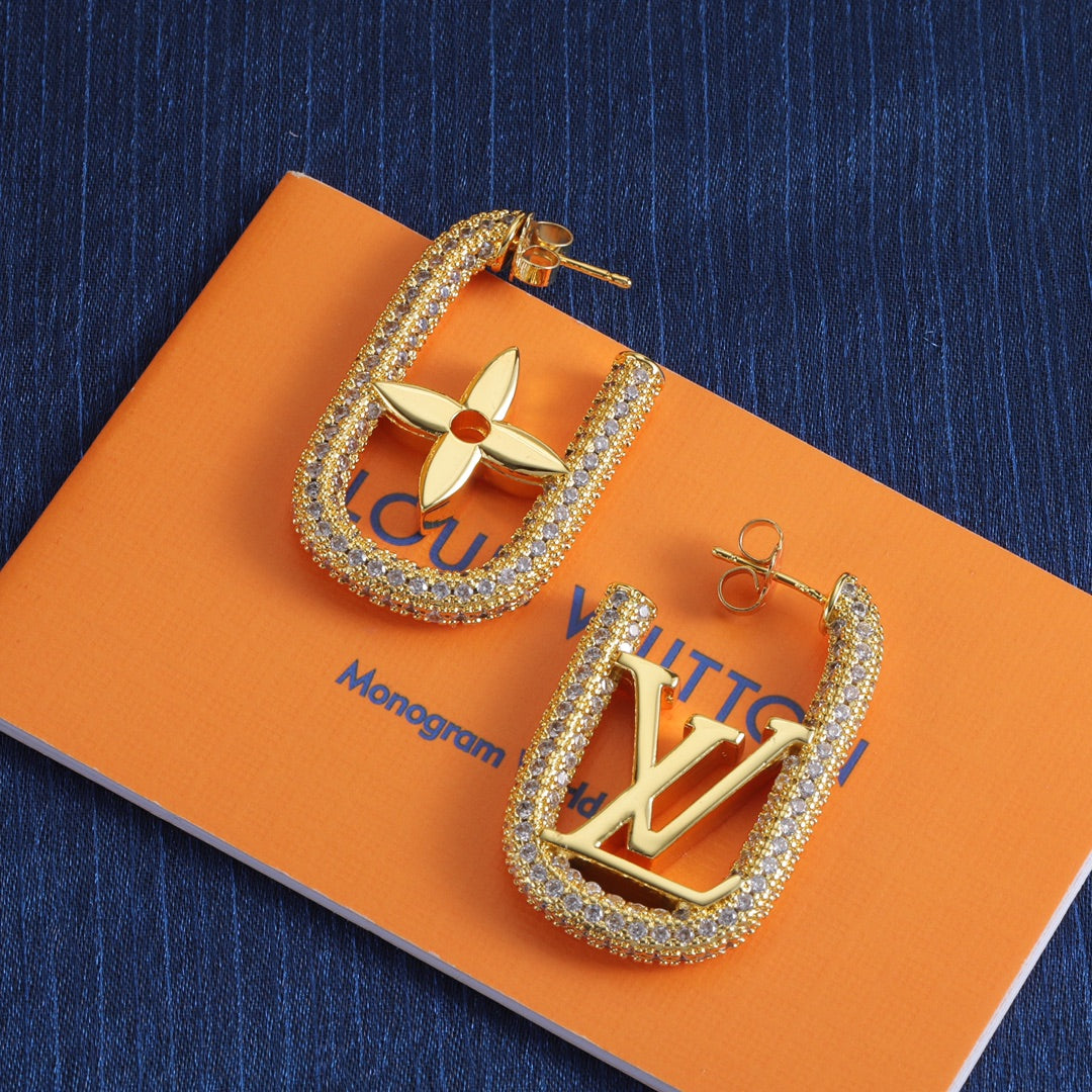 Love White Diamond Earring
