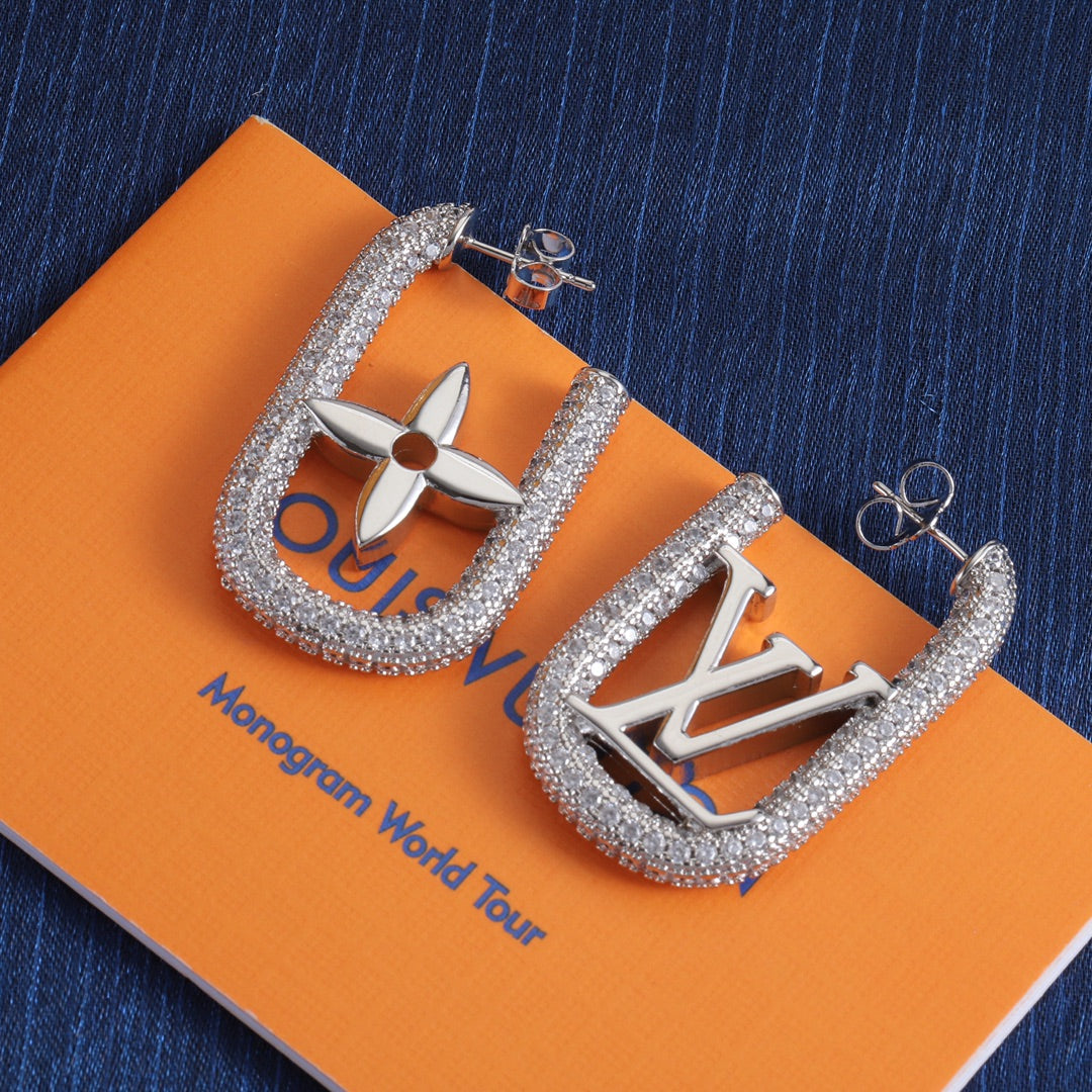 Love White Diamond Earring