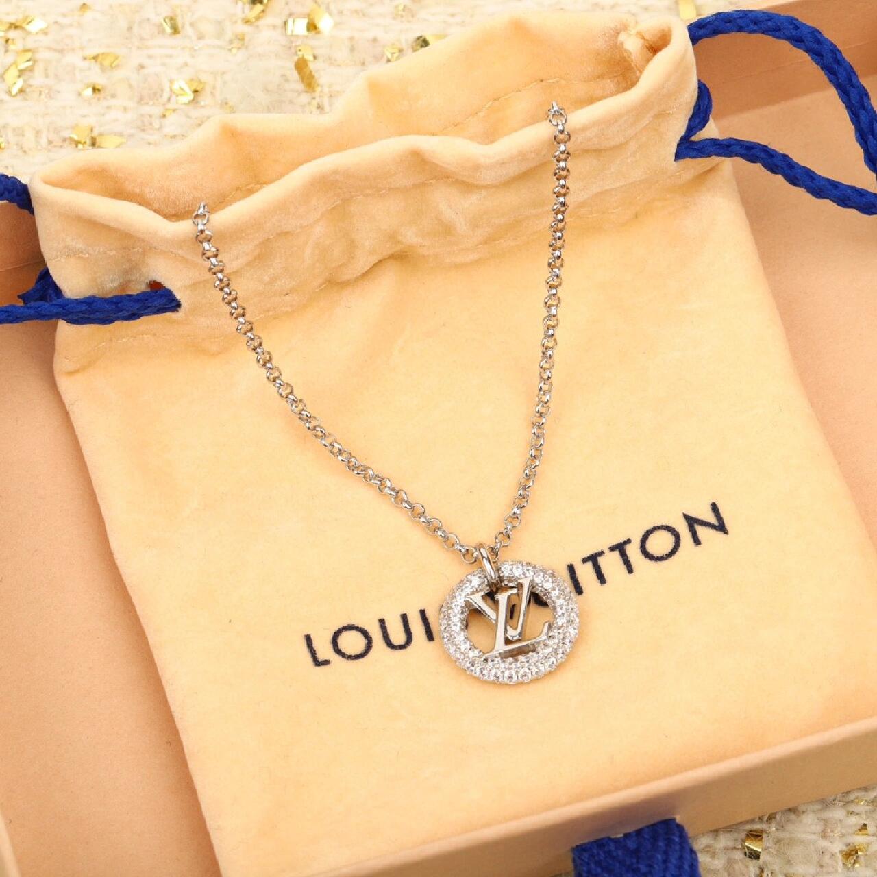 Love Diamond Design Necklace