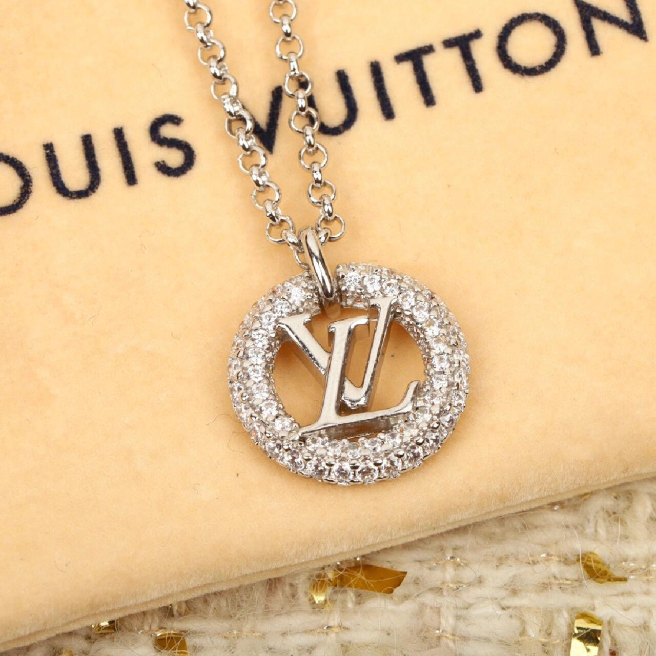 Love Diamond Design Necklace