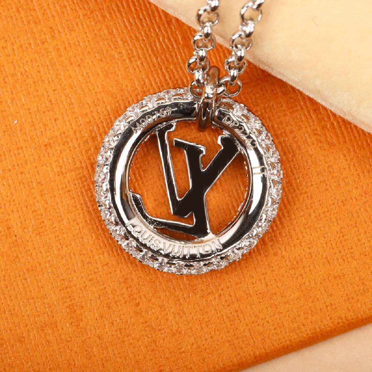 Love Diamond Design Necklace