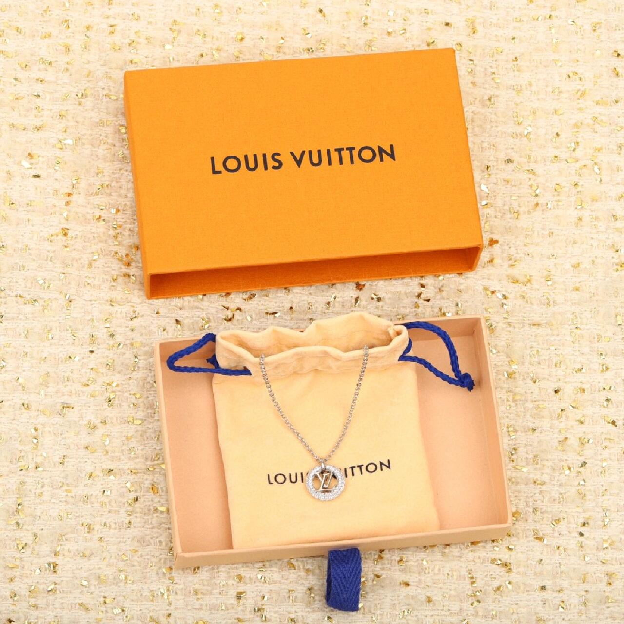 Love Diamond Design Necklace