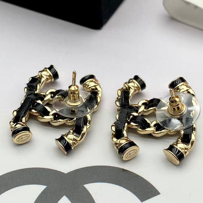 Puces d'oreilles élégantes pour fille