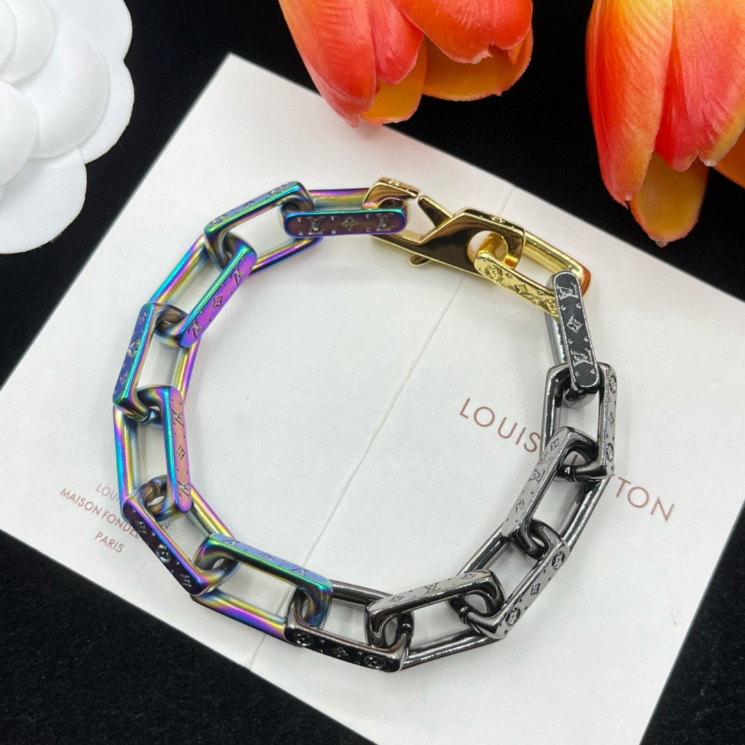 Laser Love Design Bracelet & Necklace