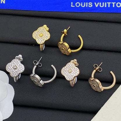J'adore les jolies boucles d'oreilles créoles