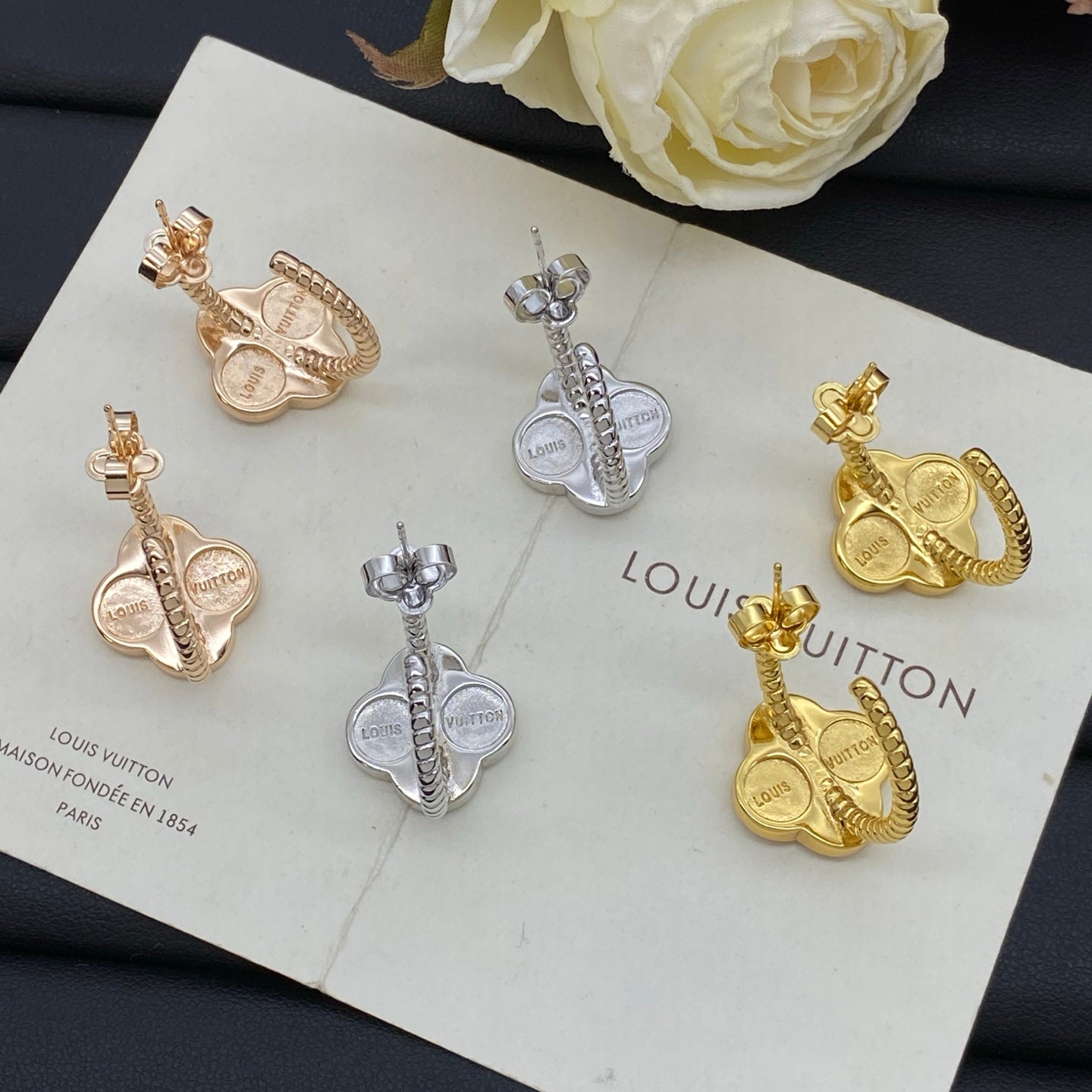Love Cute Hoop Earrings