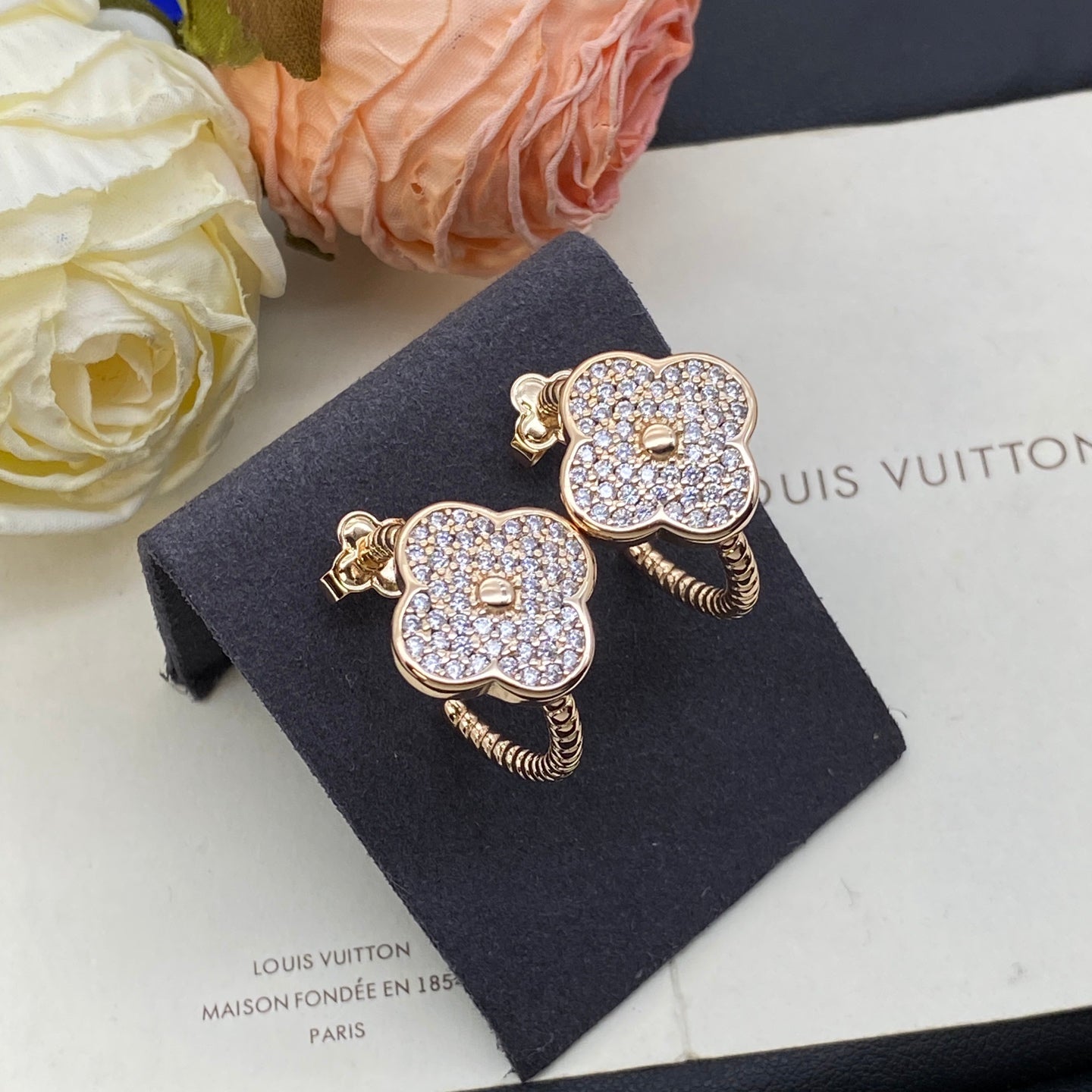 Love Cute Hoop Earrings