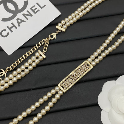 Fancy CC Girl Sweater Chain