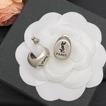 Boucles d'oreilles au design "Yes Girl" vintage