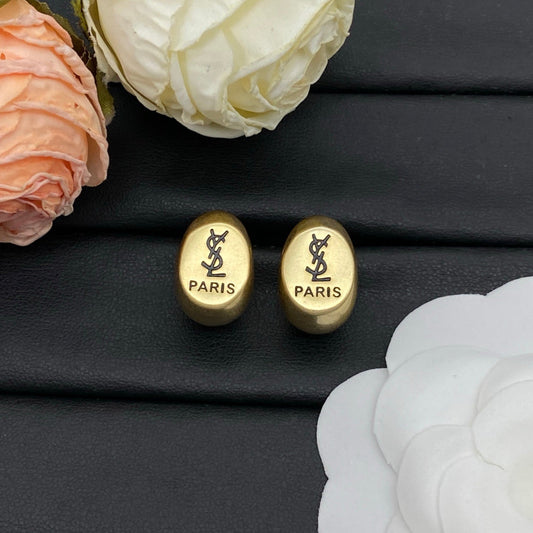 Vintage Yes Girl Design Earrings