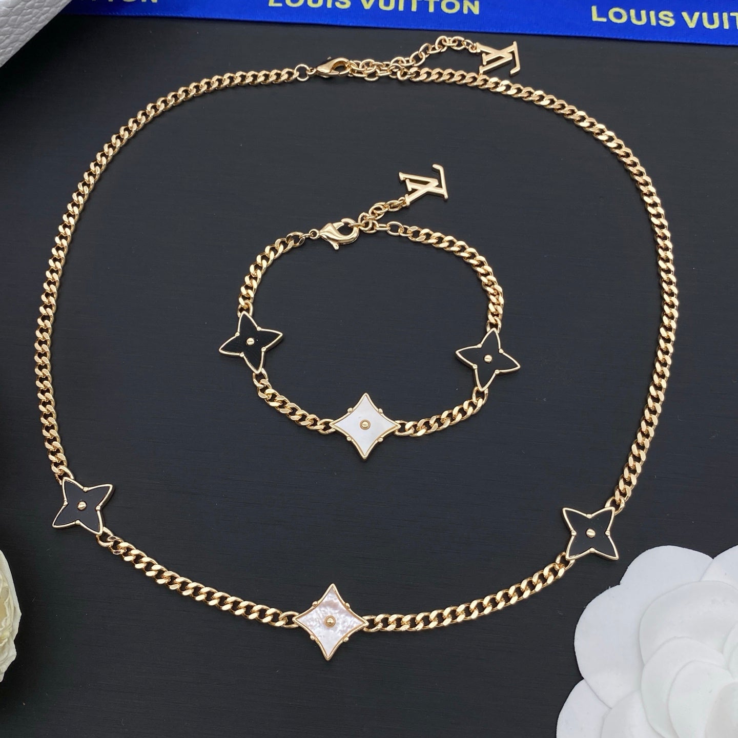 Less is More Love Bracelet & Necklace 2Set