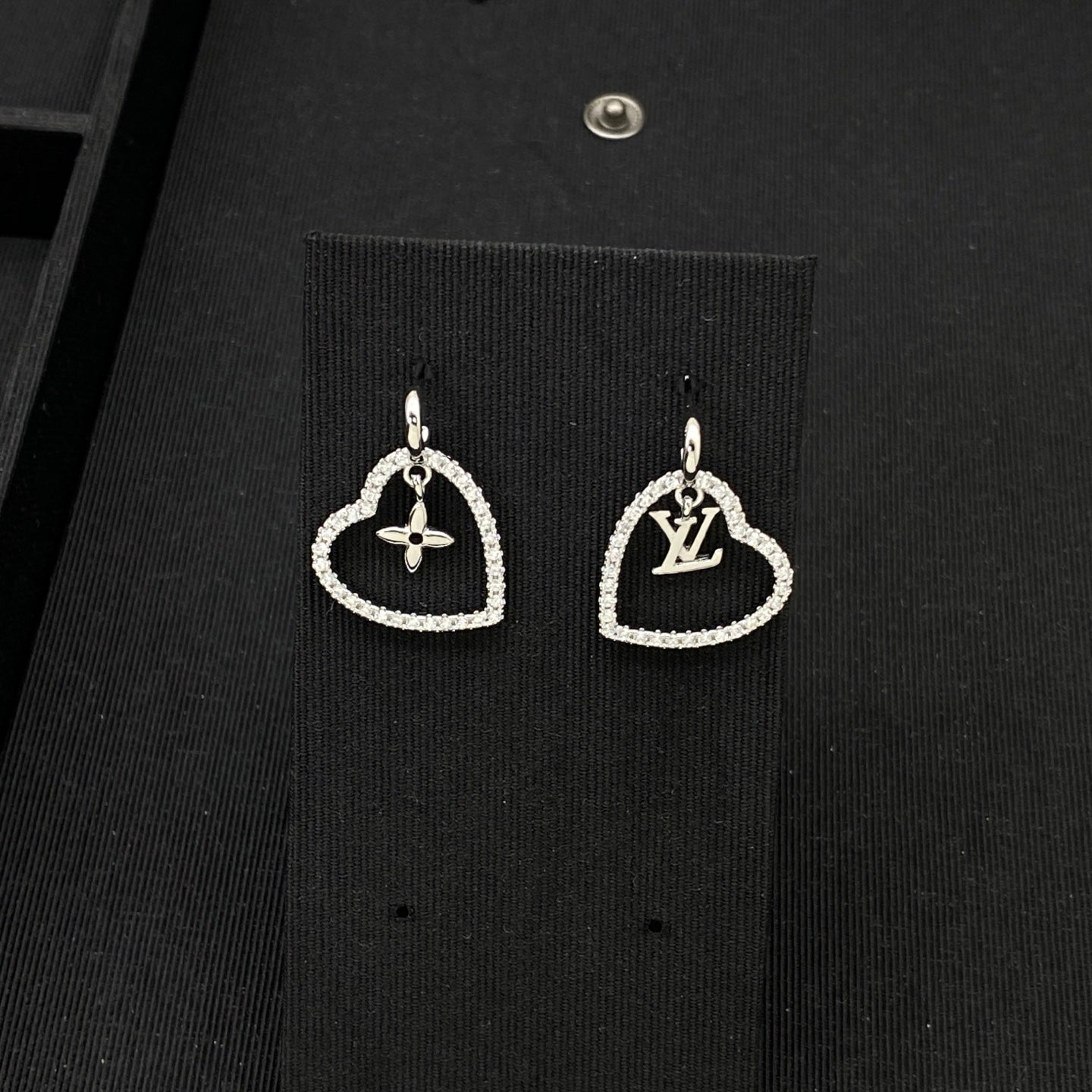 Hollow Out Love Cute Earring