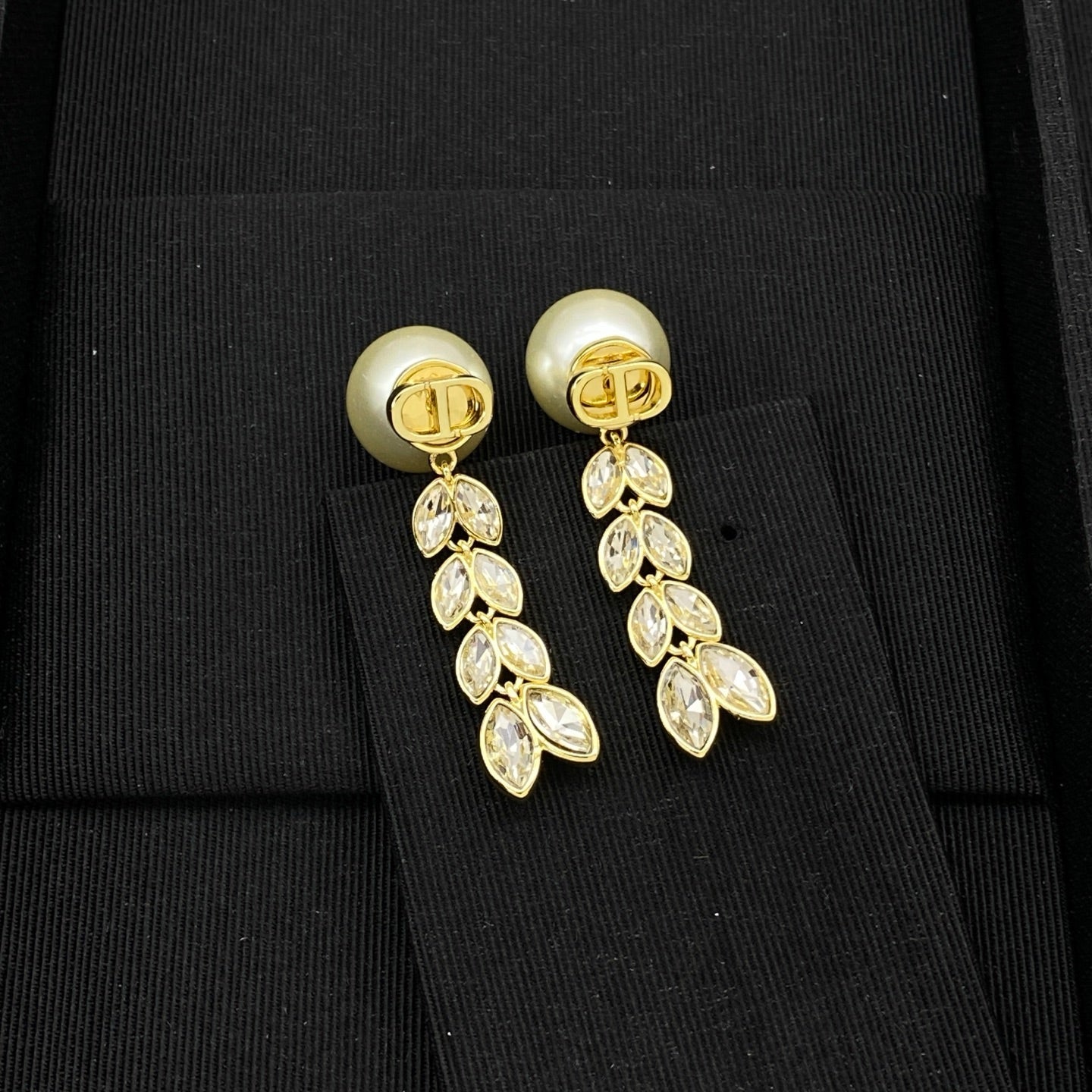 Ear of Wheat Girl Earrings