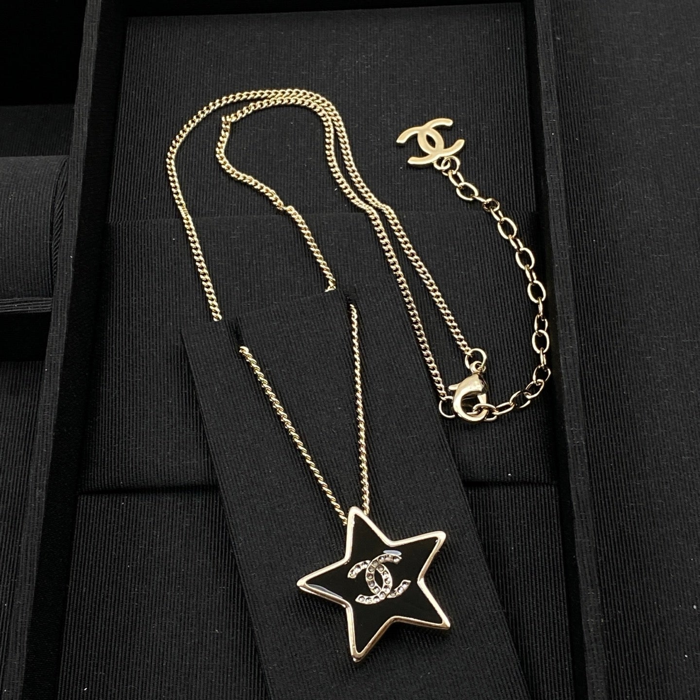 Cool Star Girl Sweater Chain Necklace