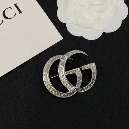 Good Glitter Shine Design 4 Set ( Earrings+Bracelet + Brooch +Necklace)- Silver