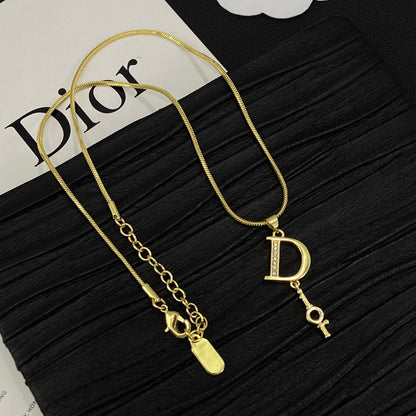 Dove Key Girl Design 2 Set (Earrings+Necklace)