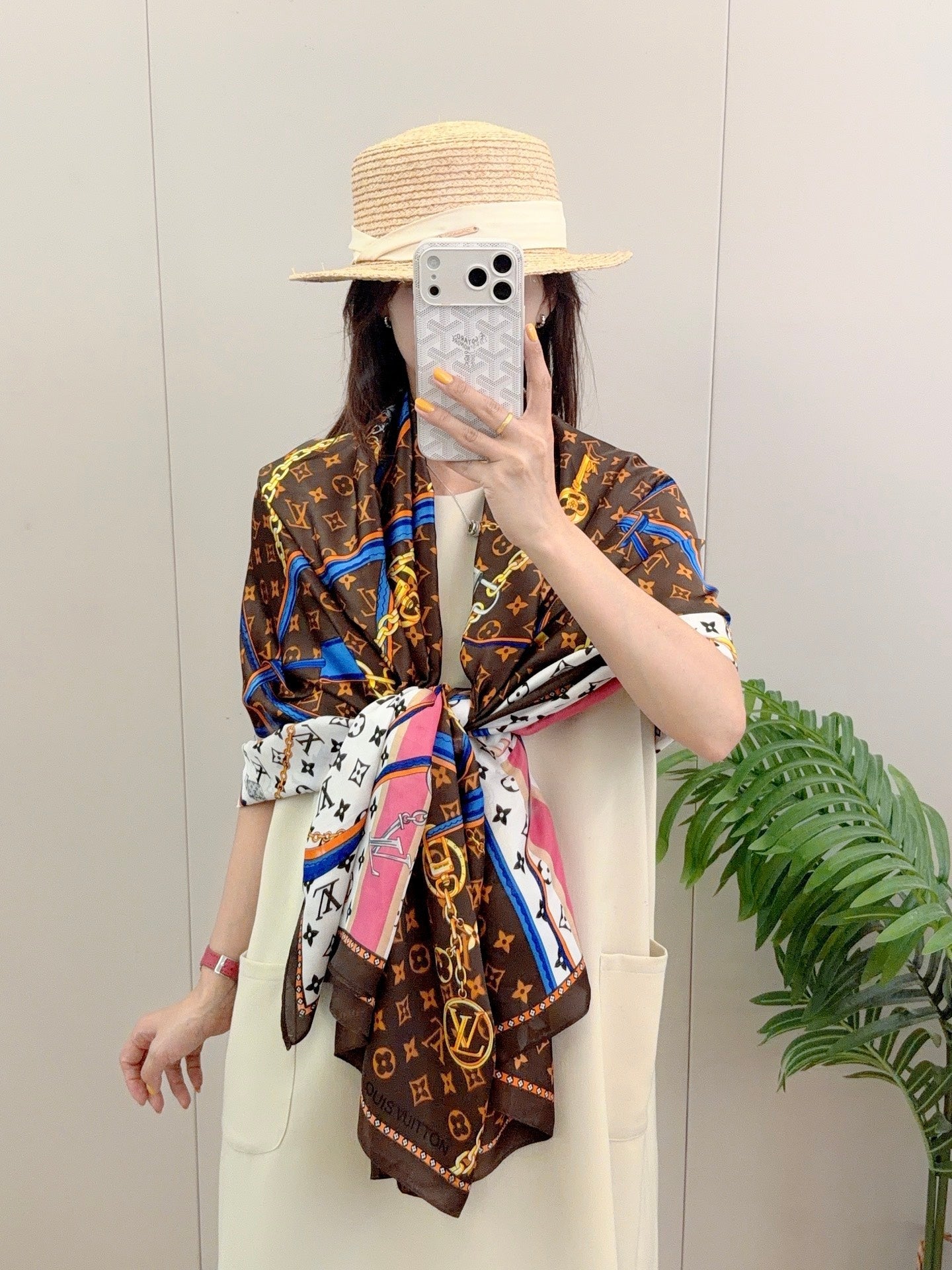 Love Chain Silk Long Scarf (Brown)