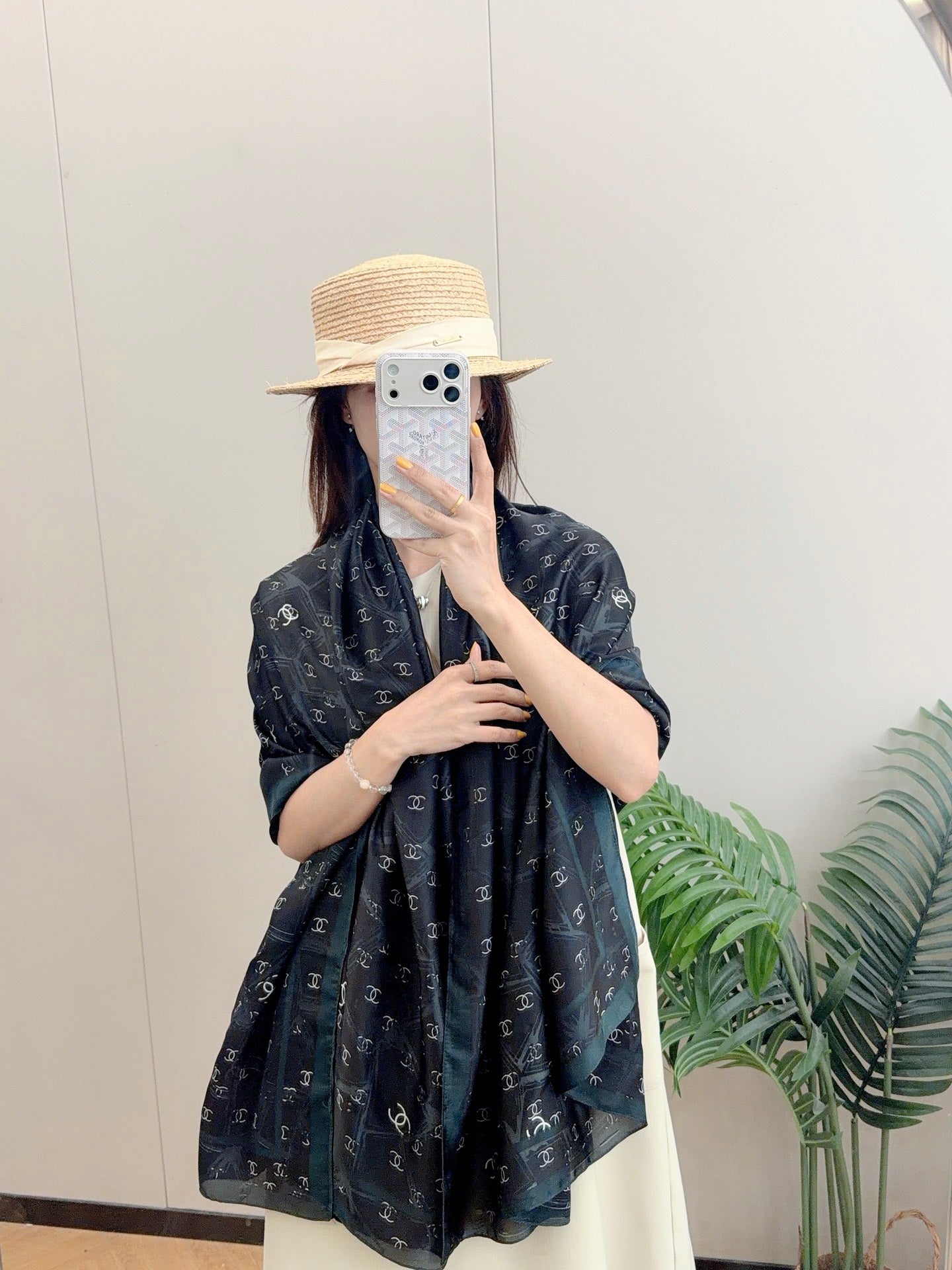 Full CC Silk Long Scarf (Black)