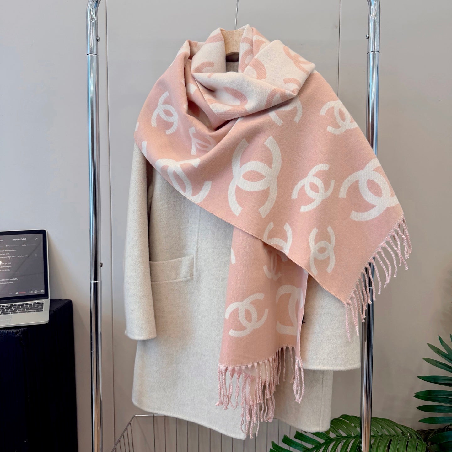 Floral Irregular CC Long Cashmere Scarf