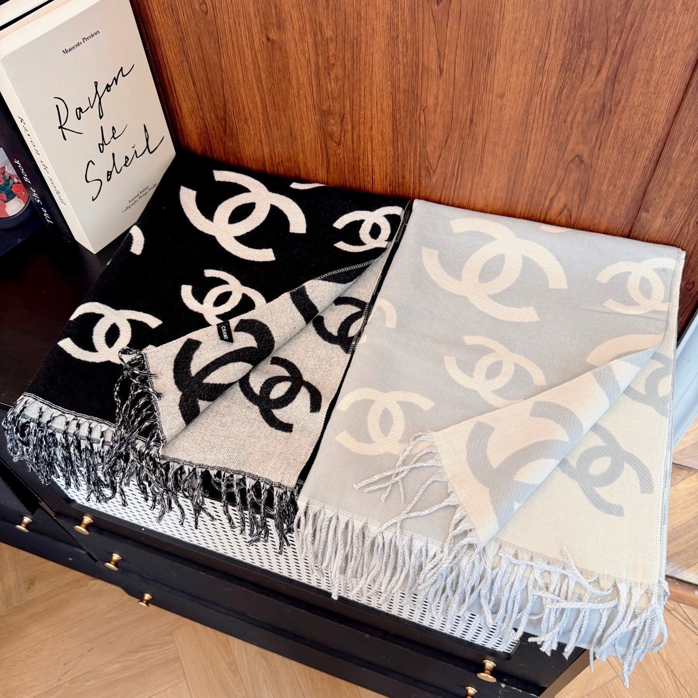 Floral Irregular CC Long Cashmere Scarf