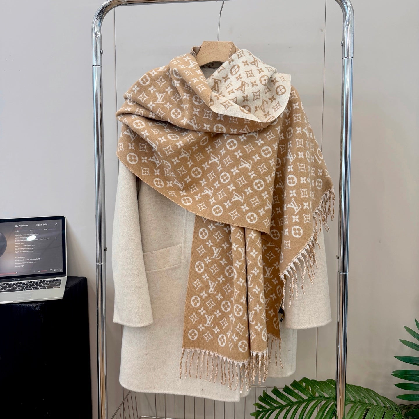 Floral Love Long Cashmere Scarf
