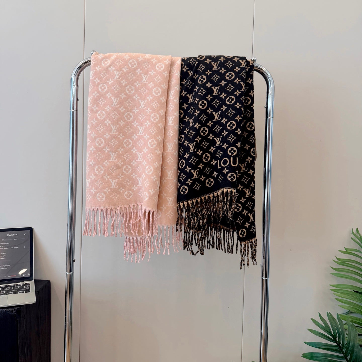 Floral Love Long Cashmere Scarf